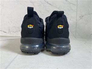 nike vapormax black size 6